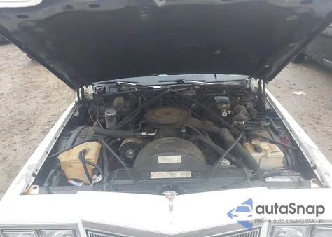 1984 Cadillac Deville z USA, uszkodzony, nr VIN 1G6AM4783E9125835